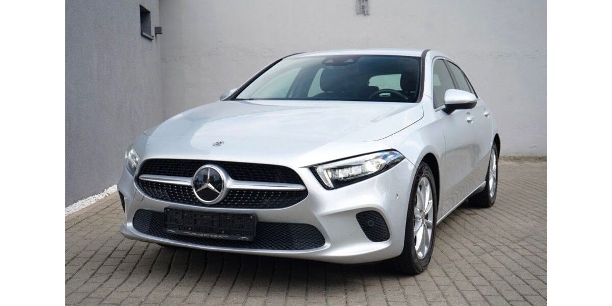 Mercedes-Benz A 200 104.000 km 17.099 &euro; Schramberg 78713