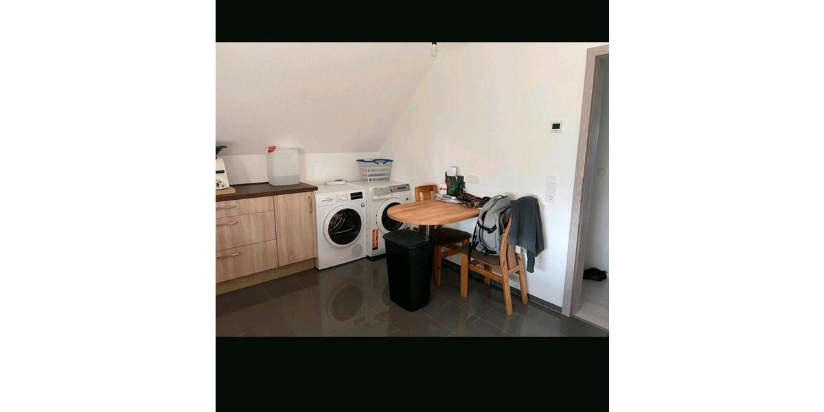 Etagenwohnung Bad Dürrheim - 4.5 Zimmer, 120 m&sup2;, 1.500&euro; | Angebot:25755996