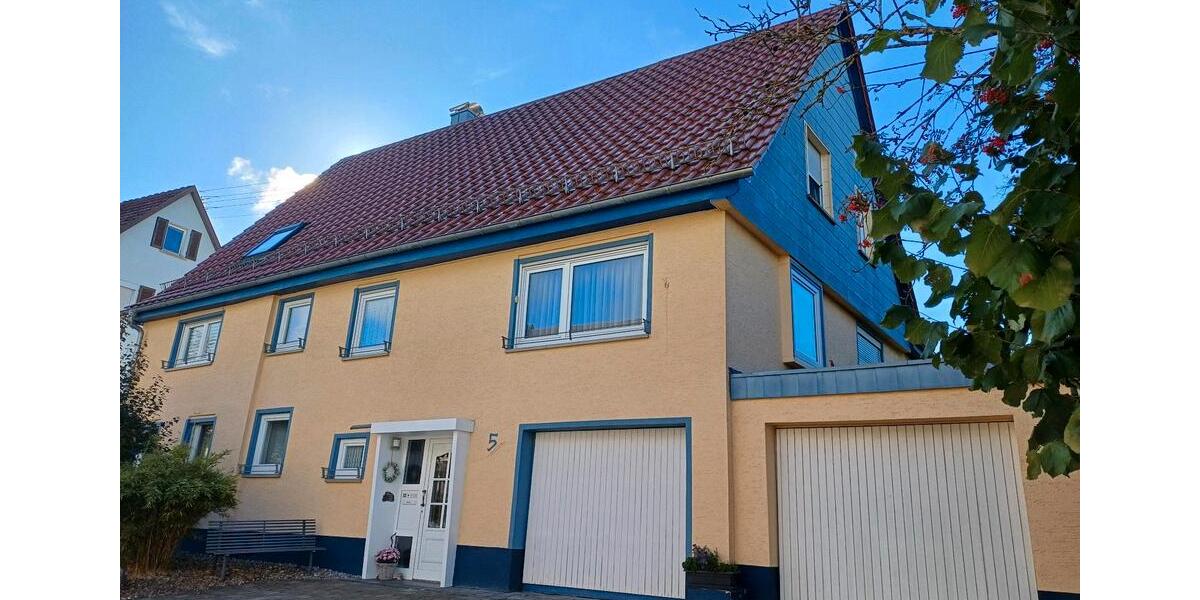 Mehrfamilienhaus, Wohnhaus Tuningen - 12 Zimmer, 241 m&sup2;, 410.000&euro; | Angebot:25375091