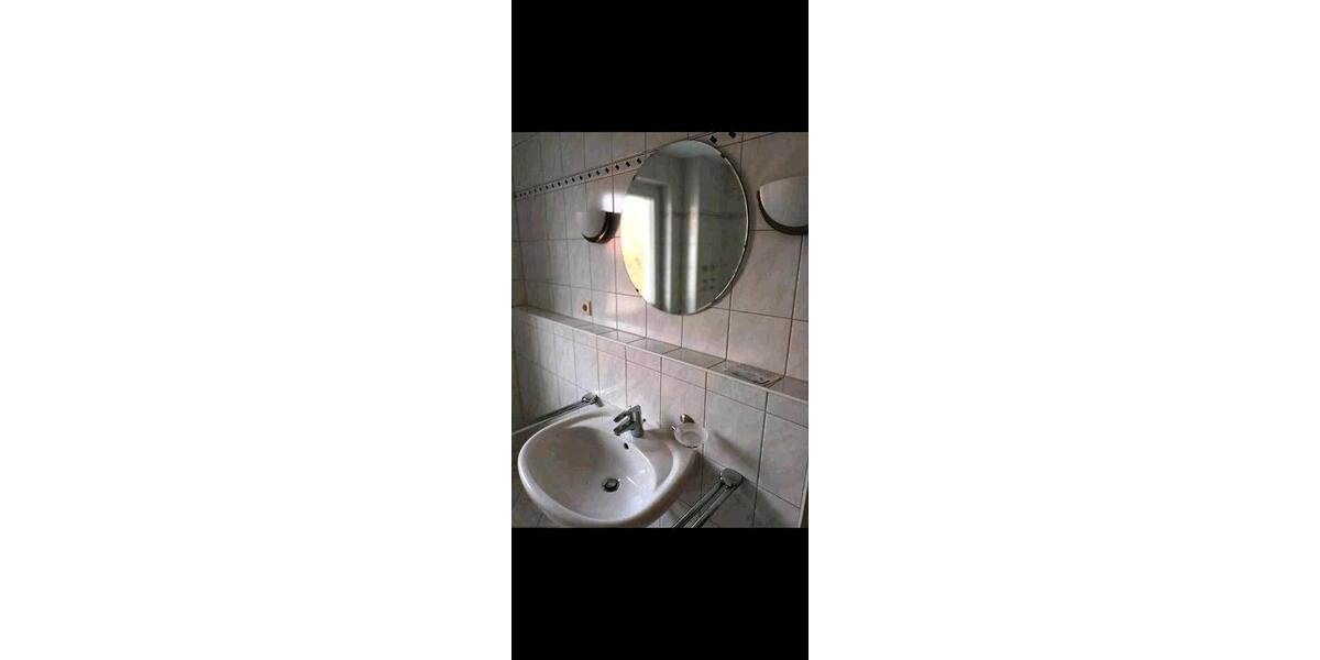 Dachgeschoßwohnung Bräunlingen - 3 Zimmer, 75 m&sup2;, 715&euro; | Angebot:26611932