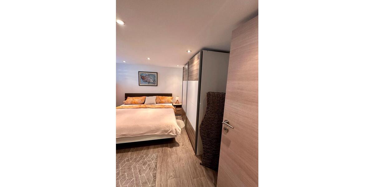 Einfamilienhaus Villingen-Schwenningen Schwenningen - 6 Zimmer, 240 m&sup2;, 395.000&euro; | Angebot:25637086