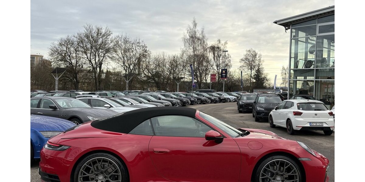 Porsche 992 911 CARRERA4/BOSE/LEDER/CHRONO/KAMERA/MEMORY 21.266 km 117.900 &euro; Villingen-Schwenningen 78054