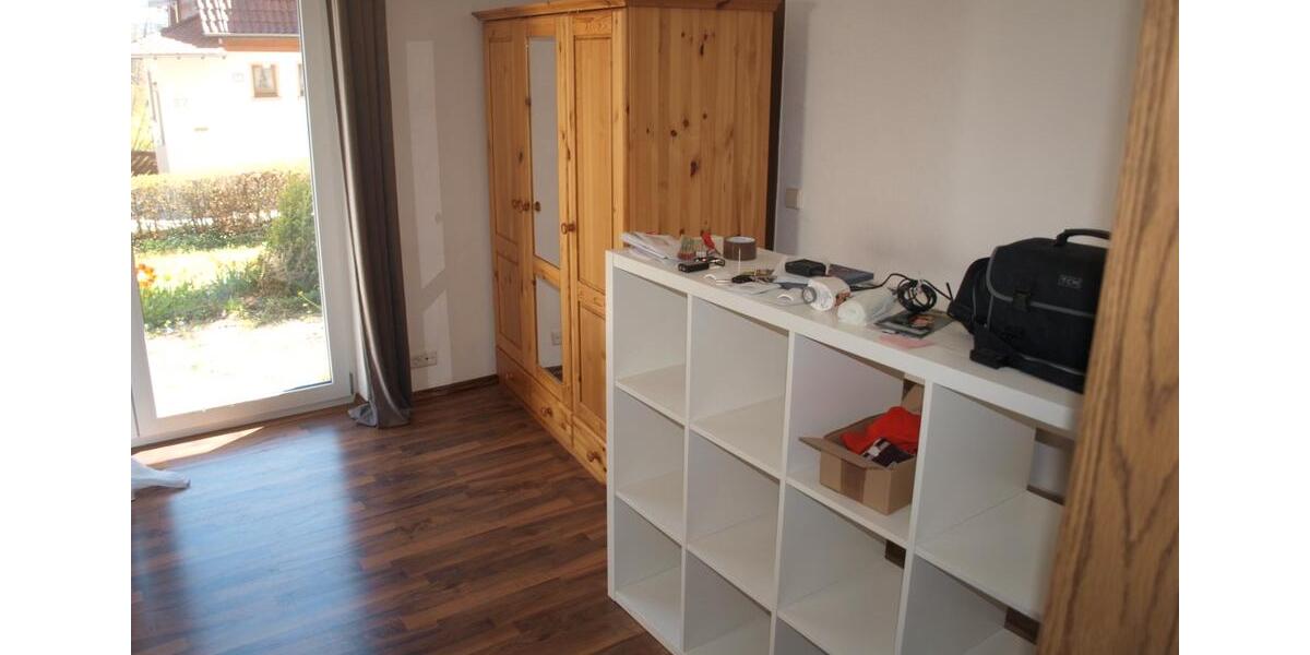 Erdgeschoßwohnung Tuttlingen - 1 Zimmer, 90 m&sup2;, 750&euro; | Angebot:26662149