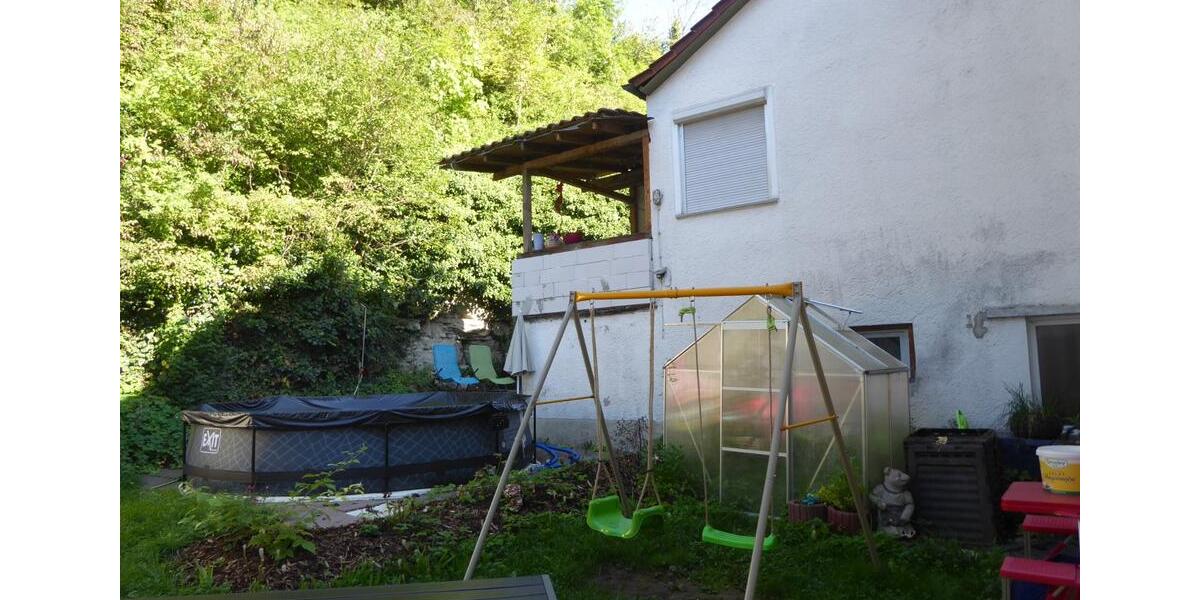 Mehrfamilienhaus, Wohnhaus Rottweil - 8 Zimmer, 249.000&euro; | Angebot:20810836