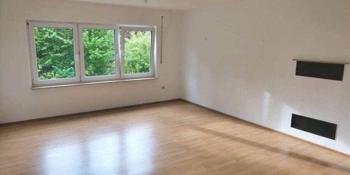Mehrfamilienhaus, Wohnhaus Wehingen - 6 Zimmer, 138 m&sup2;, 349.000&euro; | Angebot:25771262