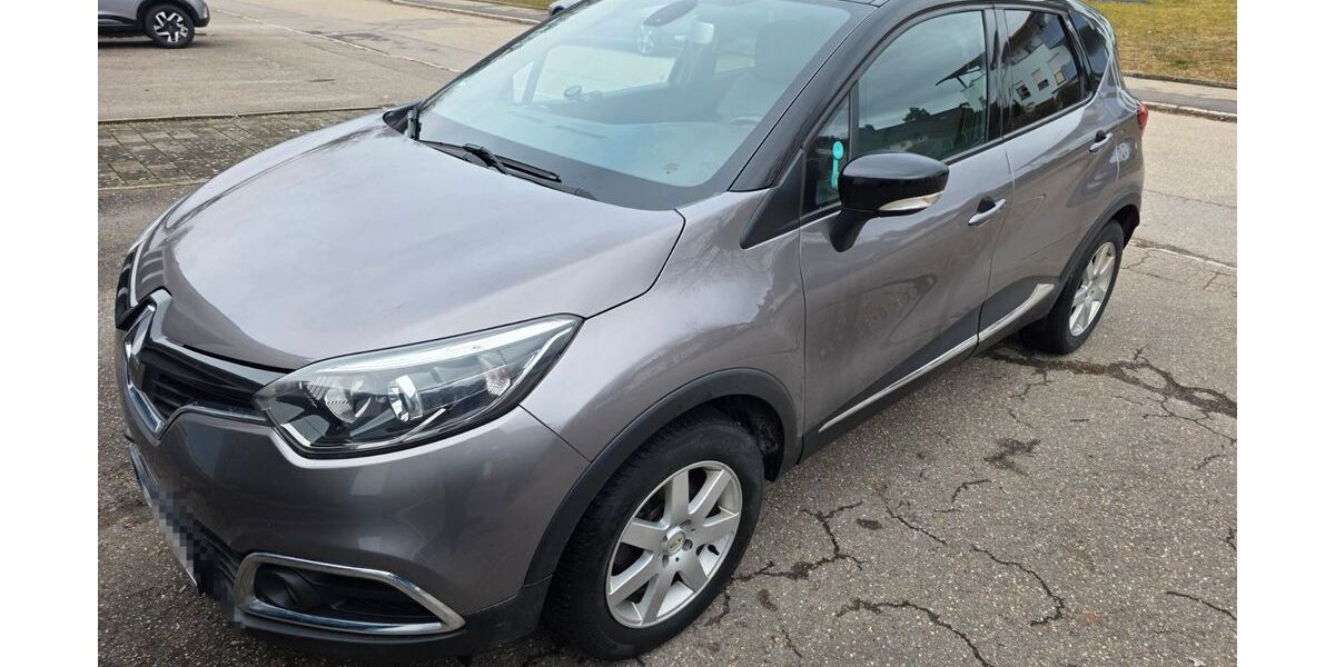 Renault Captur 121.000 km 11.900 &euro; Villingen-Schwenningen 78048