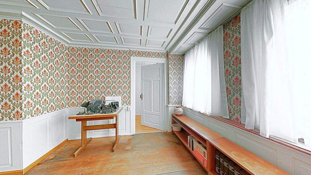 Einfamilienhaus Vöhrenbach Stadtgebiet - 1 Zimmer, 204 m&sup2;, 195.000&euro; | Angebot:25747049