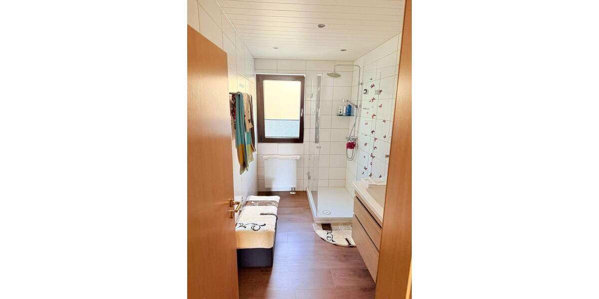 Einfamilienhaus Schonach im Schwarzwald - 6 Zimmer, 183 m&sup2;, 425.000&euro; | Angebot:25675868