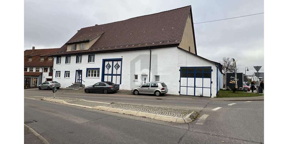 Einfamilienhaus Aldingen - 11 Zimmer, 360 m&sup2;, 596.000&euro; | Angebot:25977367