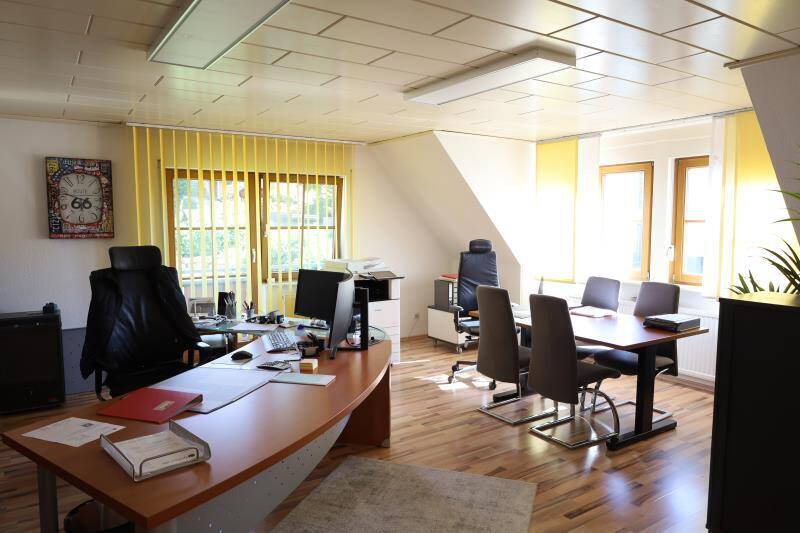 Mehrfamilienhaus, Wohnhaus Zimmern unter der Burg - 1 Zimmer, 385 m&sup2;, 730.000&euro; | Angebot:25684927