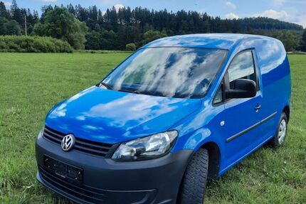 VW Caddy 139.211 km 8.900 &euro; Immendingen 78194