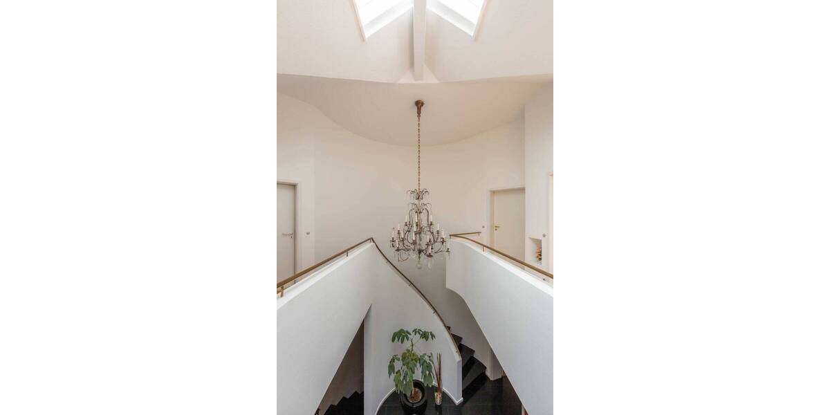 Einfamilienhaus Tuttlingen - 8 Zimmer, 299 m&sup2;, 550.000&euro; | Angebot:25708565