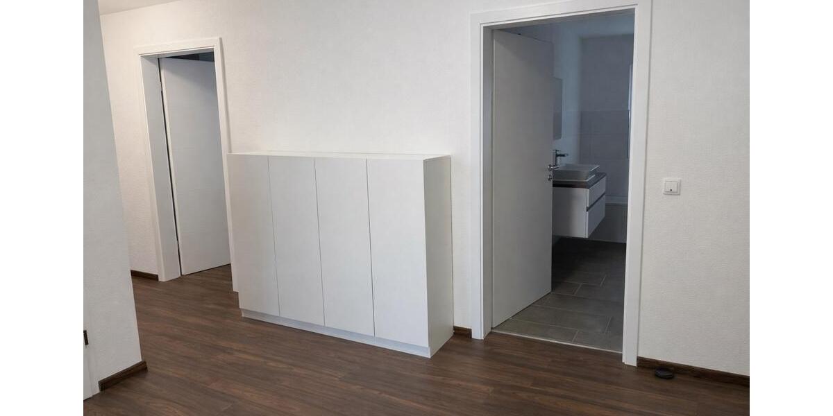 Erdgeschoßwohnung Trossingen - 4.5 Zimmer, 99 m&sup2;, 460.000&euro; | Angebot:26305463