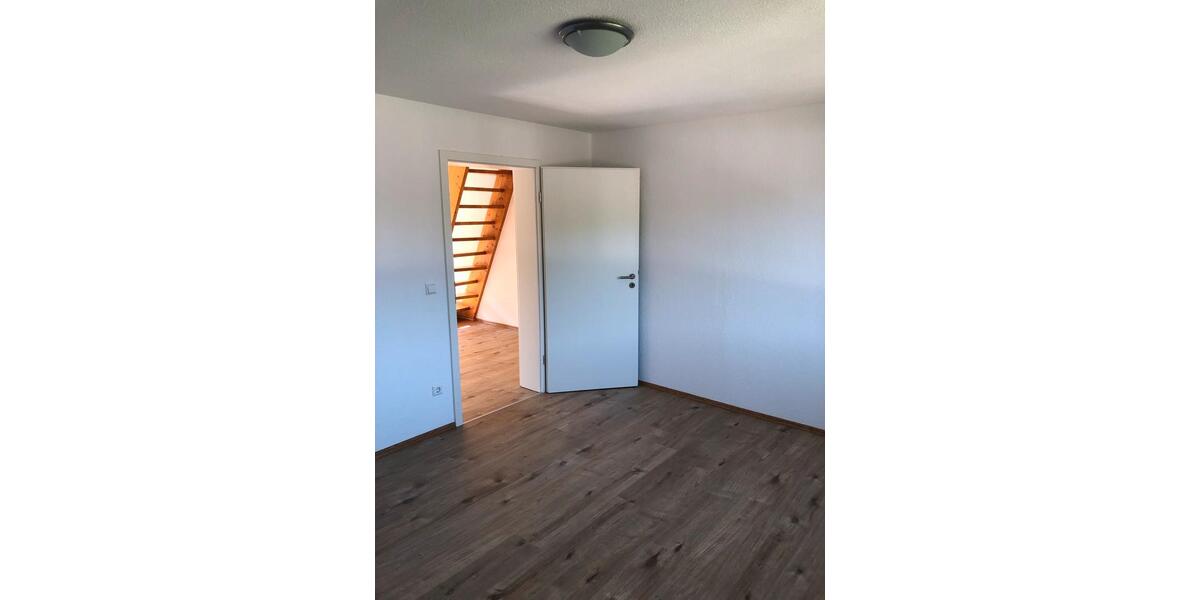Maisonettenwohnung Tuttlingen - 4.5 Zimmer, 115 m&sup2;, 1.050&euro; | Angebot:24444670