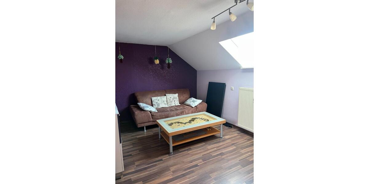 Doppelhaushälfte Gosheim - 7 Zimmer, 170 m&sup2;, 320.000&euro; | Angebot:26983989