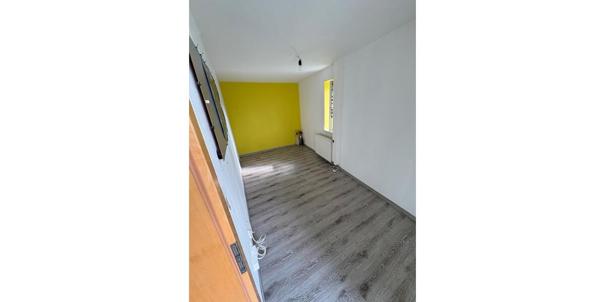 Doppelhaushälfte Tuttlingen - 5 Zimmer, 143 m&sup2;, 299.000&euro; | Angebot:23165235