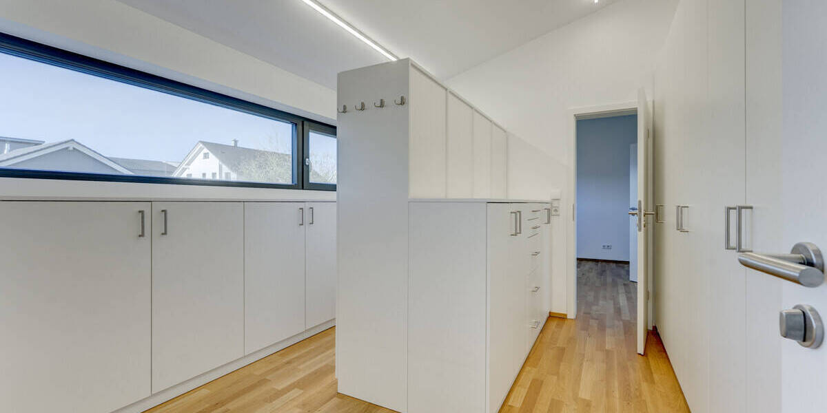Einfamilienhaus Hüfingen - 8 Zimmer, 222 m&sup2;, 925.000&euro; | Angebot:26277783