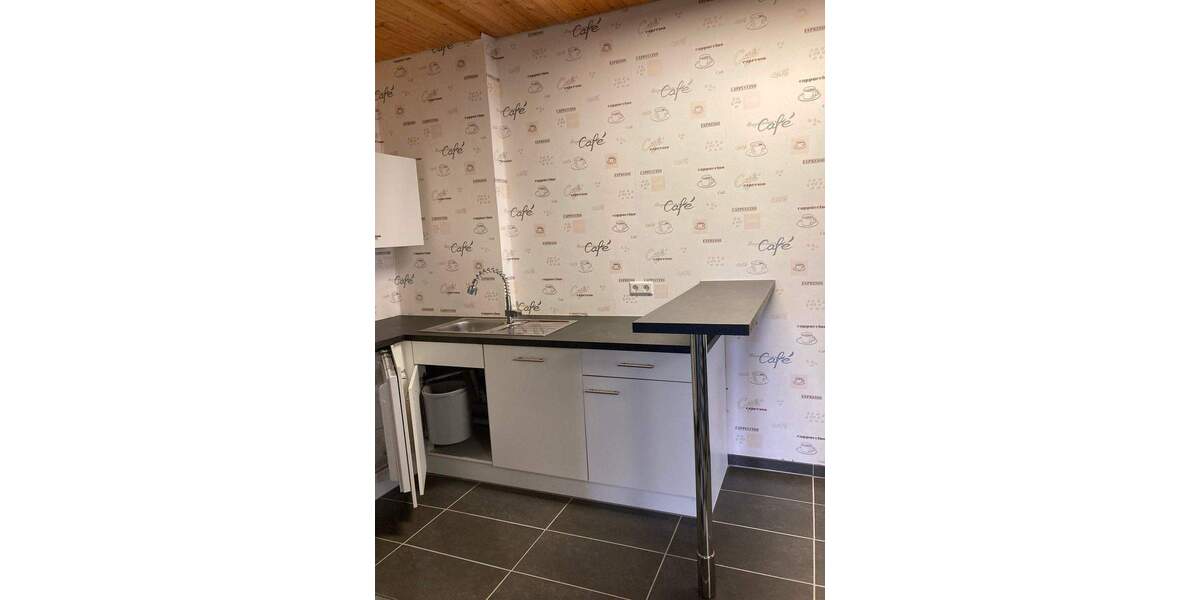 Gewerbeobjekt Villingen-Schwenningen Villingen - 8 Zimmer, 350 m&sup2;, 2.275&euro; | Angebot:25669185