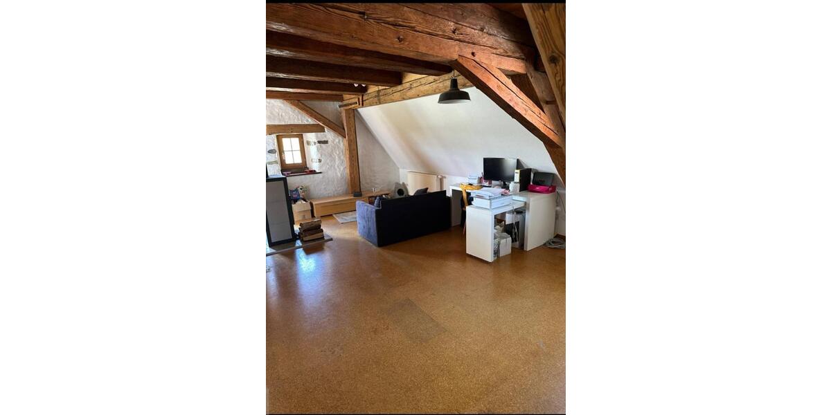 Dachgeschoßwohnung Hüfingen - 4 Zimmer, 93 m&sup2;, 950&euro; | Angebot:25824862