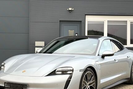 Porsche Taycan 30.600 km 56.990 &euro; Balgheim 78582