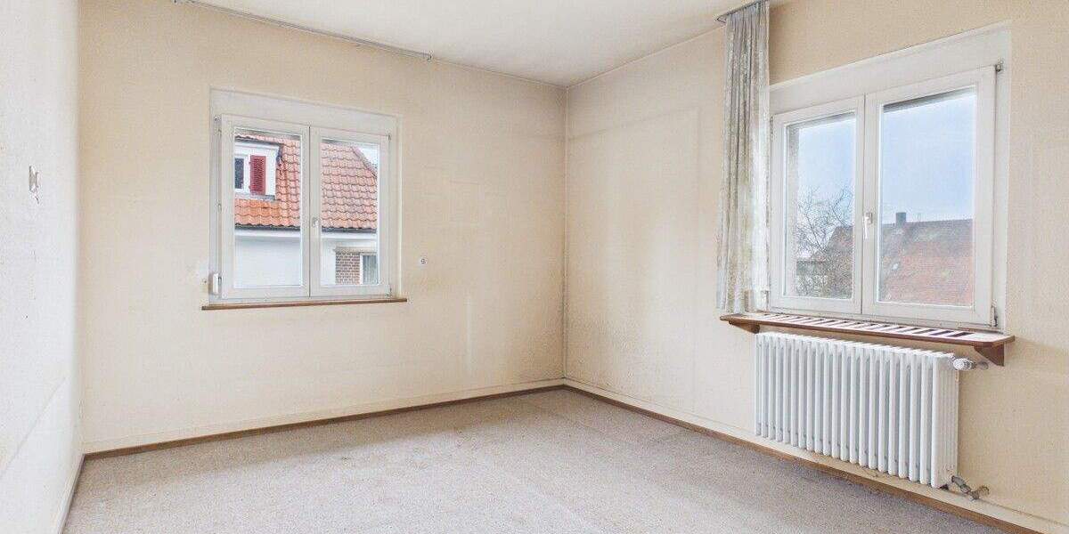Einfamilienhaus Rottweil - 8 Zimmer, 228 m&sup2;, 540.000&euro; | Angebot:25801097