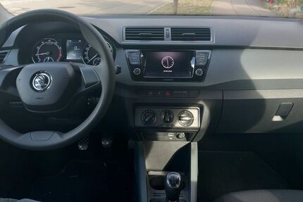 Skoda Fabia 98.000 km 11.490 &euro; Tuttlingen 78532