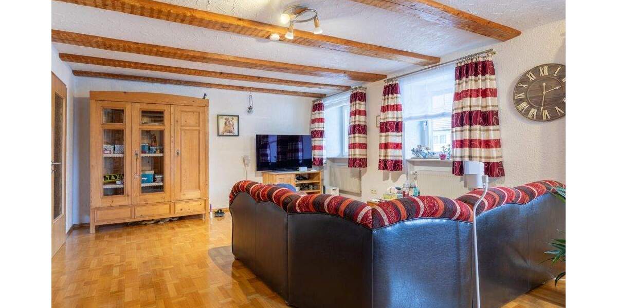 Bauernhaus, Landhaus Hüfingen Fürstenberg - 6 Zimmer, 262 m&sup2;, 379.000&euro; | Angebot:25671057