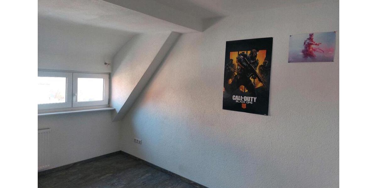 Dachgeschoßwohnung Spaichingen - 3 Zimmer, 68 m&sup2;, 850&euro; | Angebot:26519382