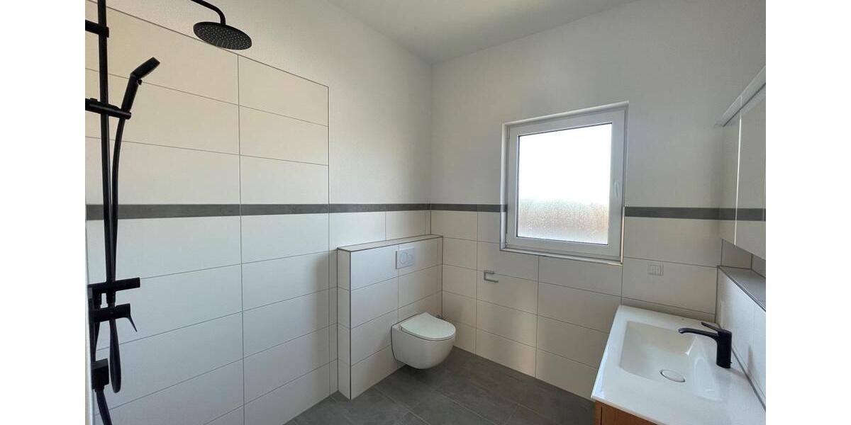 Einfamilienhaus Villingen-Schwenningen Schwenningen - 3.5 Zimmer, 124 m&sup2;, 449.000&euro; | Angebot:8857632