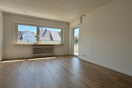 Wohnung Villingen-Schwenningen Schwenningen - 2.5 Zimmer, 70 m&sup2;, 800&euro; | Angebot:27625196