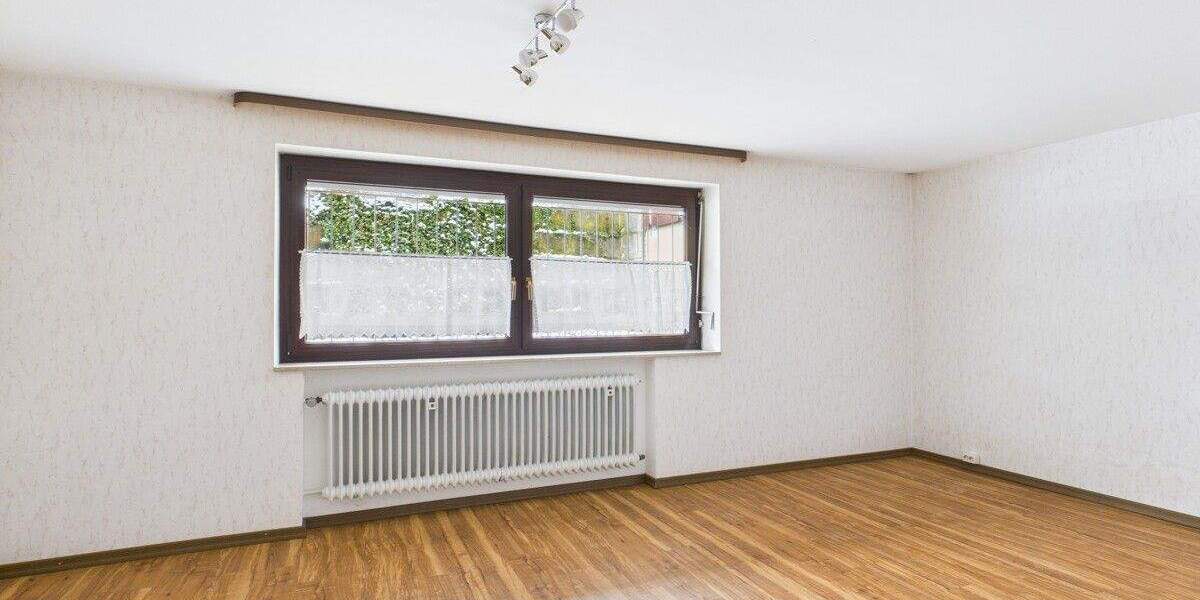 Mehrfamilienhaus, Wohnhaus Rottweil - 8 Zimmer, 187 m&sup2;, 465.000&euro; | Angebot:25742612