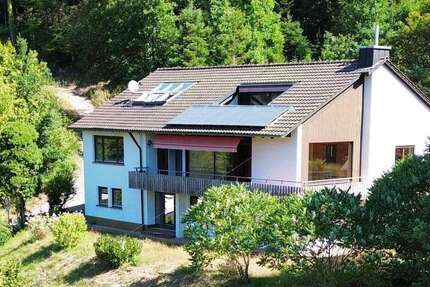 Haus Schramberg - 9 Zimmer, 326 m&sup2;, 580.000&euro; | Angebot:27280738