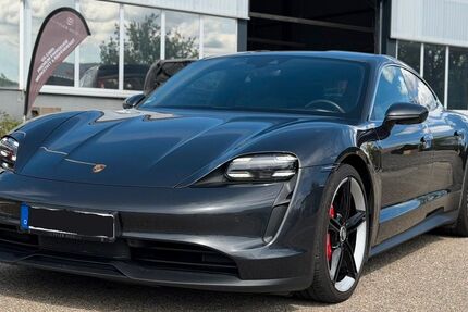 Porsche Taycan 48.813 km 59.980 &euro; Villingen-Schwenningen 78052