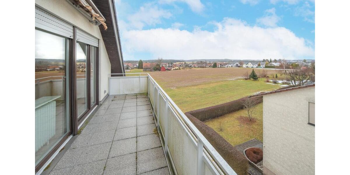 Dachgeschoßwohnung Mönchweiler - 3 Zimmer, 82 m&sup2;, 810&euro; | Angebot:24126601