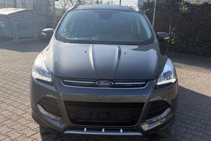 Ford Kuga 132.000 km 11.999 &euro; Donaueschingen 78166