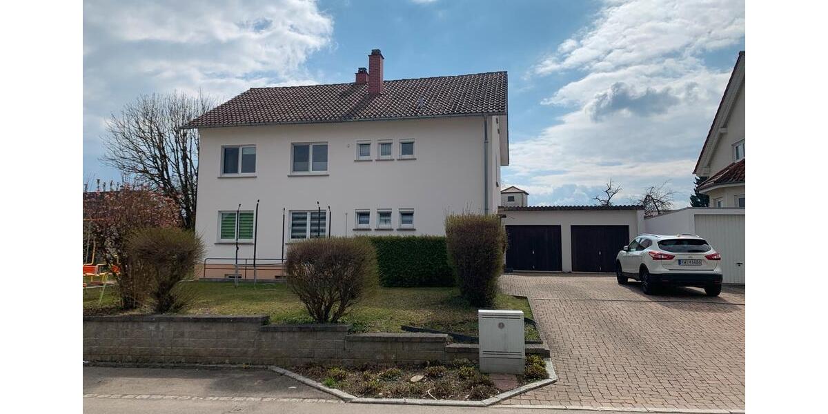 Mehrfamilienhaus, Wohnhaus Zimmern ob Rottweil - 12 Zimmer, 162 m&sup2;, 420.000&euro; | Angebot:26704683