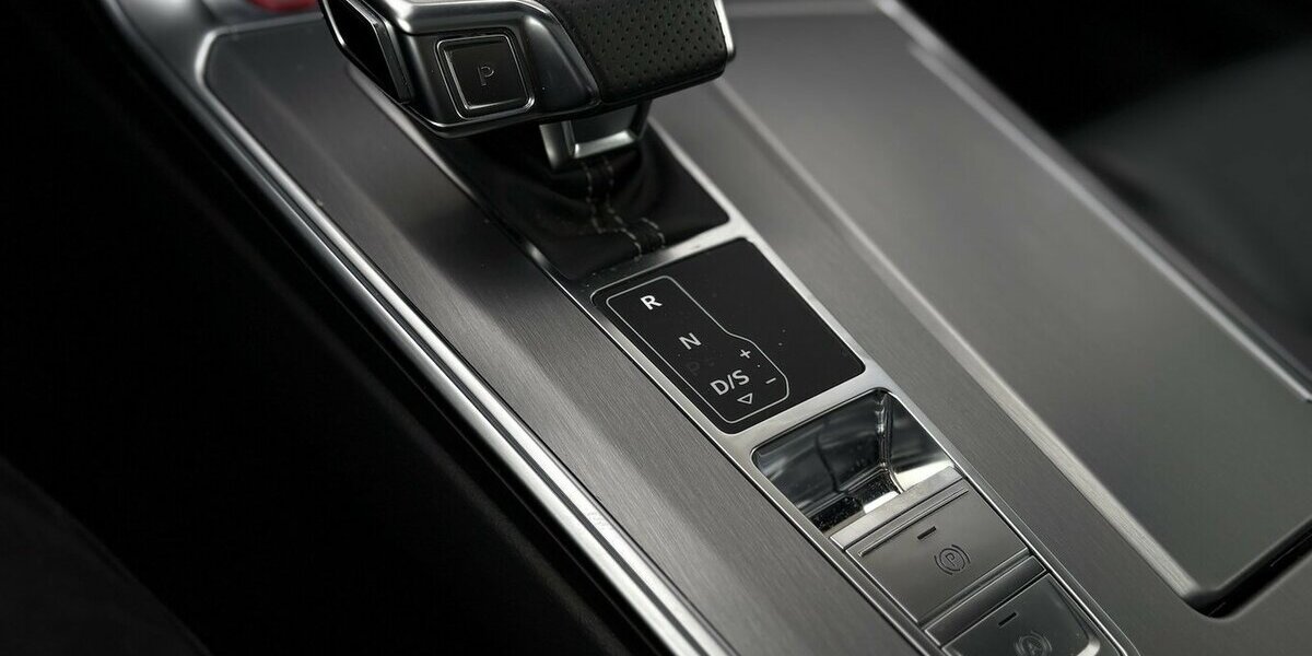 Audi S6 Avant 3.0 TDI quattro 360°+3D/ACC/HEADUP/PANO 55.146 km 47.900 &euro; Villingen-Schwenningen 78054