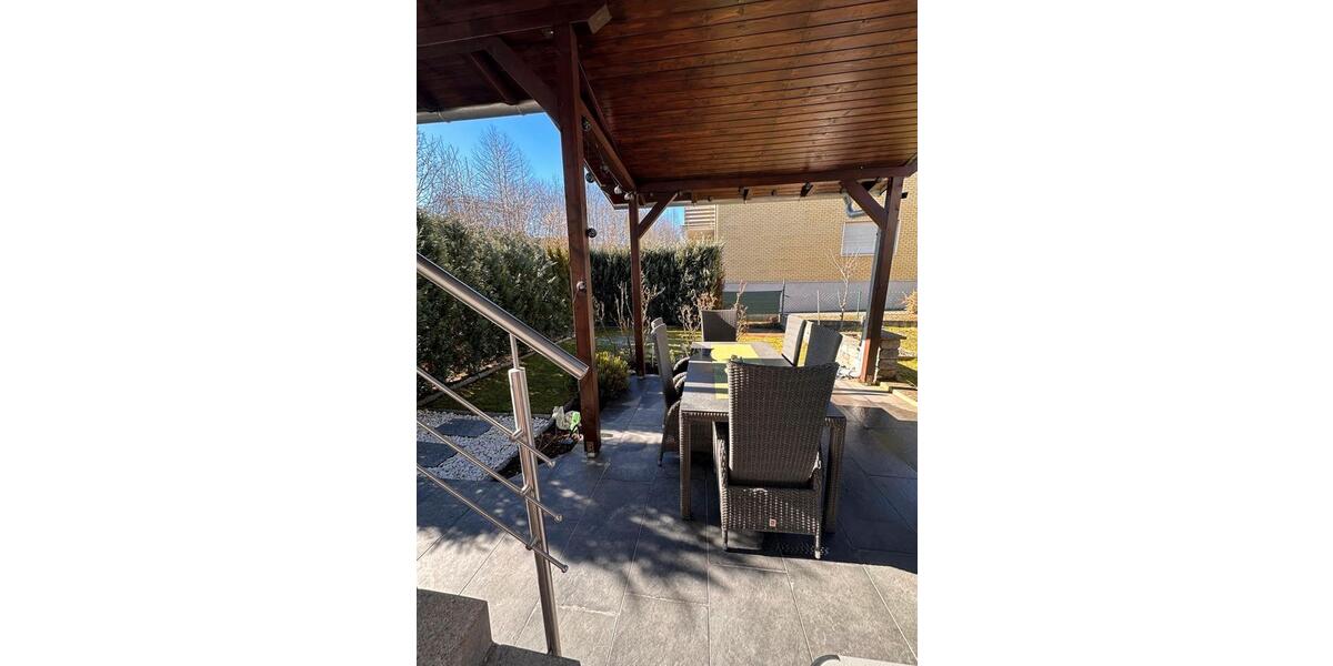 Einfamilienhaus Villingen-Schwenningen Schwenningen - 6 Zimmer, 240 m&sup2;, 395.000&euro; | Angebot:25637086