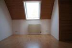Dachgeschoßwohnung Dunningen - 4 Zimmer, 86 m&sup2;, 670&euro; | Angebot:25824176