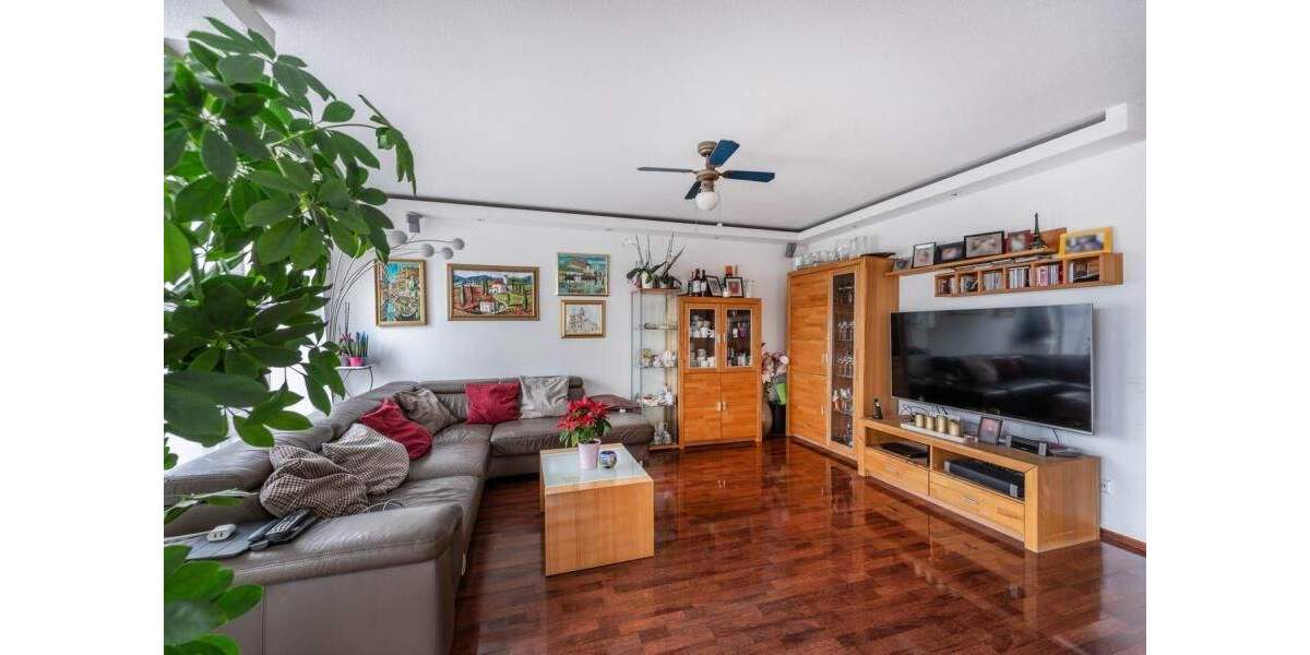 Doppelhaushälfte Villingen-Schwenningen Schwenningen - 6 Zimmer, 159 m&sup2;, 589.000&euro; | Angebot:25698701