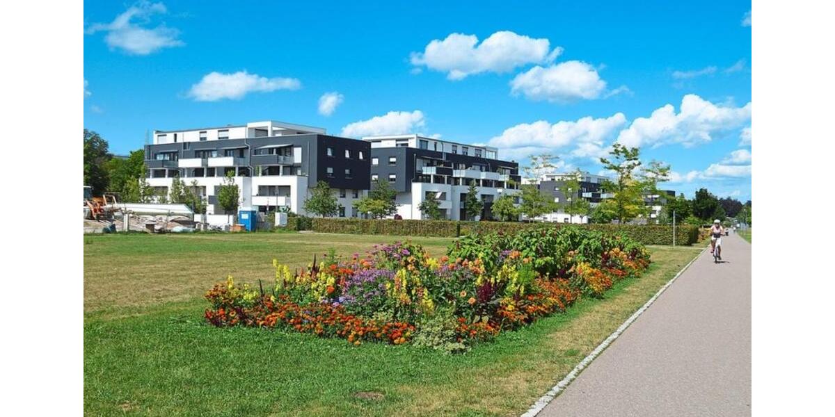 Etagenwohnung Villingen-Schwenningen Schwenningen - 4.5 Zimmer, 112 m&sup2;, 1.160&euro; | Angebot:25452071