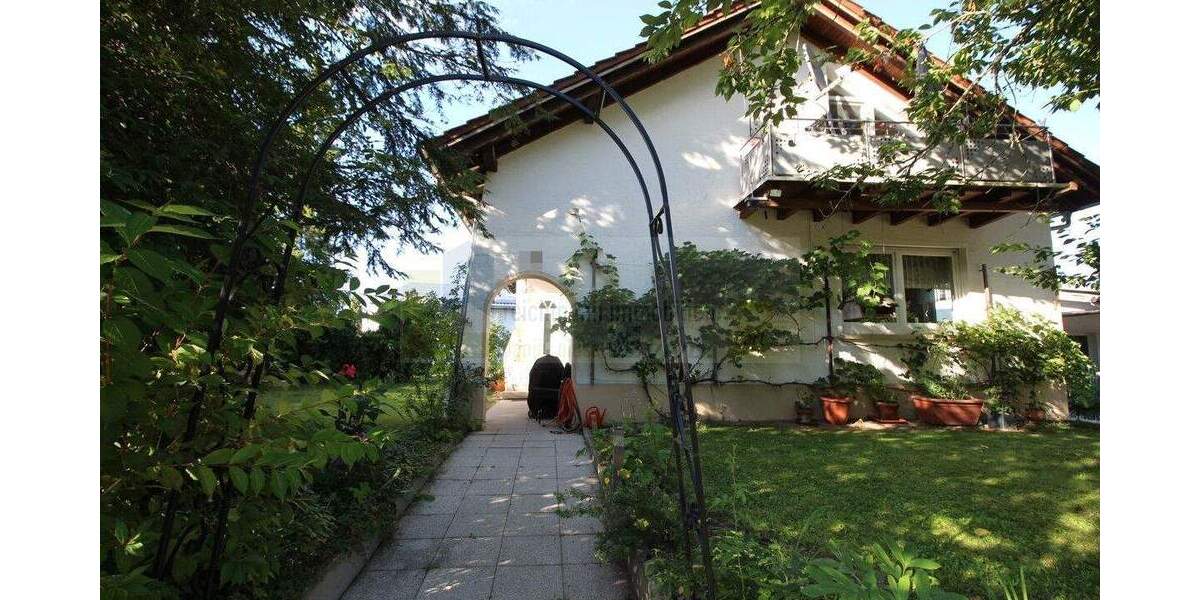 Mehrfamilienhaus, Wohnhaus Hüfingen - 5 Zimmer, 150 m&sup2;, 695.000&euro; | Angebot:25738198
