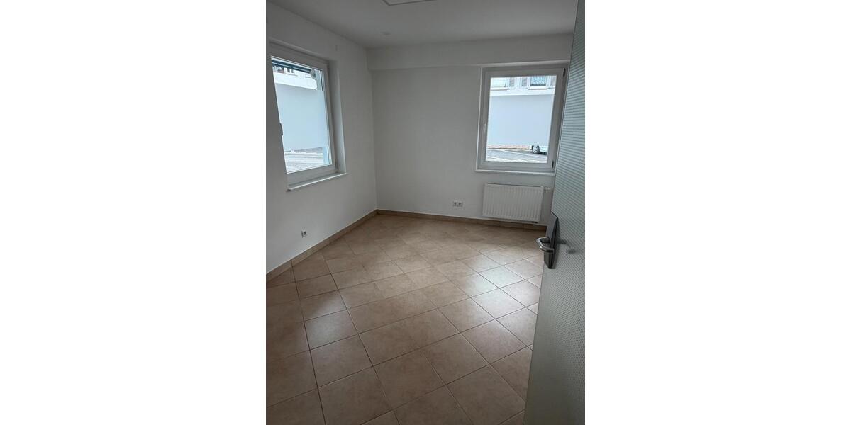 Gewerbeobjekt Schramberg - 1.615&euro; | Angebot:26614853