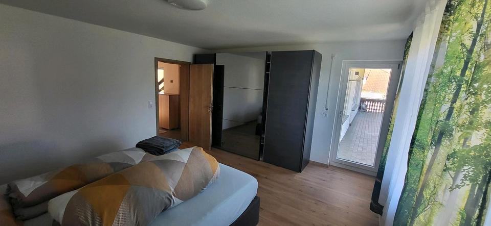Etagenwohnung Dietingen - 6 Zimmer, 133 m&sup2;, 1.000&euro; | Angebot:26566573