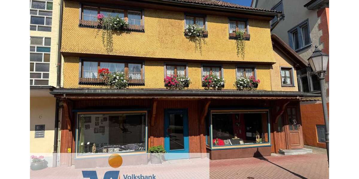 Einfamilienhaus Vöhrenbach - 7 Zimmer, 174 m&sup2;, 149.000&euro; | Angebot:23153777