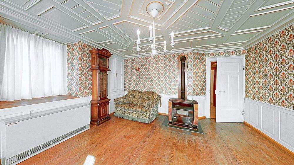 Einfamilienhaus Vöhrenbach Stadtgebiet - 1 Zimmer, 204 m&sup2;, 195.000&euro; | Angebot:25747049