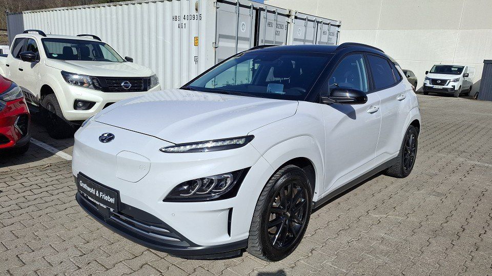 Hyundai KONA 28.500 km 20.490 &euro; Tuttlingen 78532