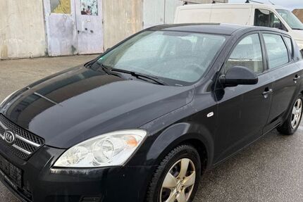 Kia ceed / Ceed 200.000 km 1.200 &euro; Villingen-Schwenningen 78050