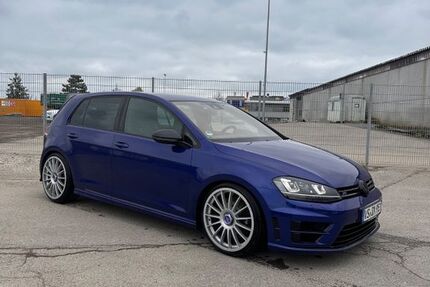 VW Golf 85.000 km 24.000 &euro; Dauchingen 78083