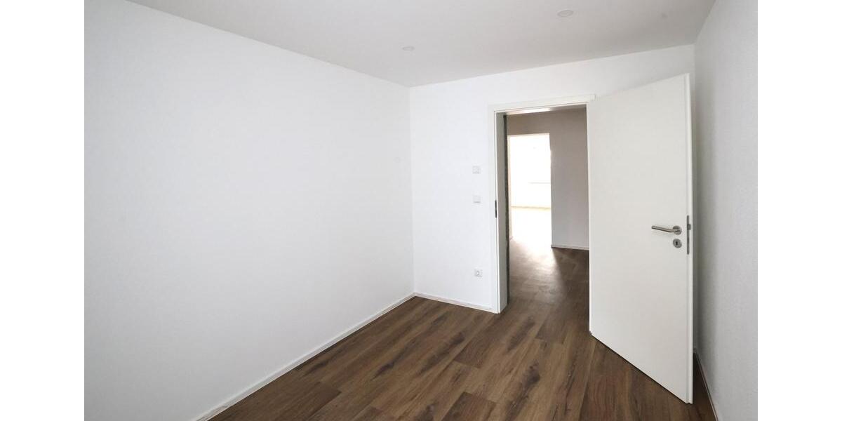 Etagenwohnung Tuttlingen - 3 Zimmer, 90 m&sup2;, 950&euro; | Angebot:25856651